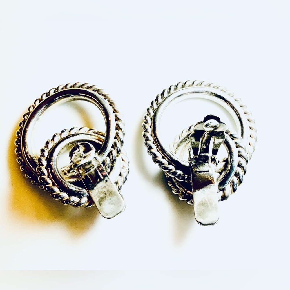 Signed GIVENCHY PARIS NEW YORK Vintage Clips Earrings Silver Tone - Picture 3 of 8